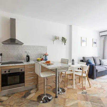 Oleholidays 305 Romana Playa Primera Linea Playa * ماربيا